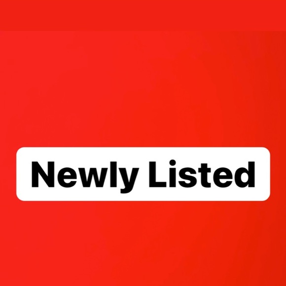 NEW LISTINGS - Picture 1 of 1